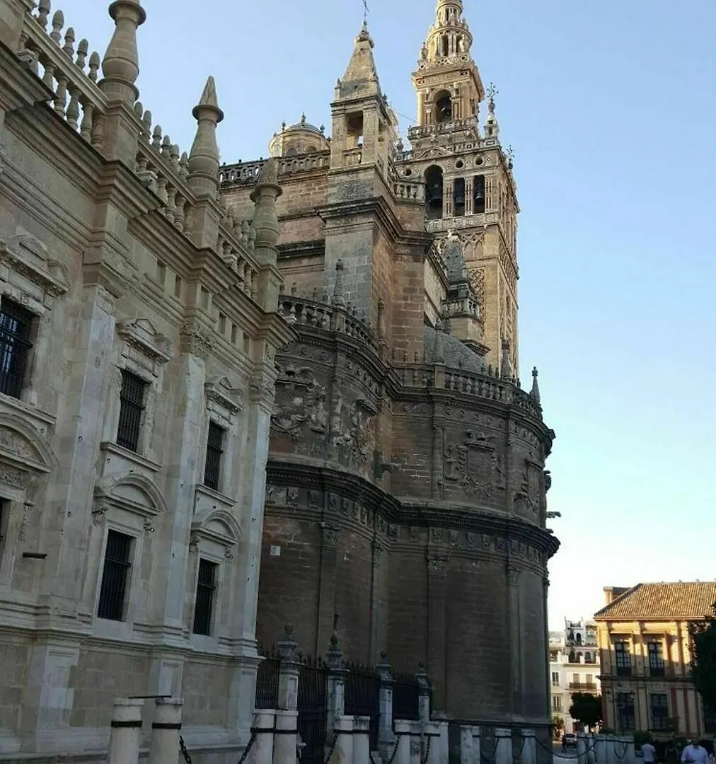 Apartment With 2 Bedrooms In Sevilla, With Wifi