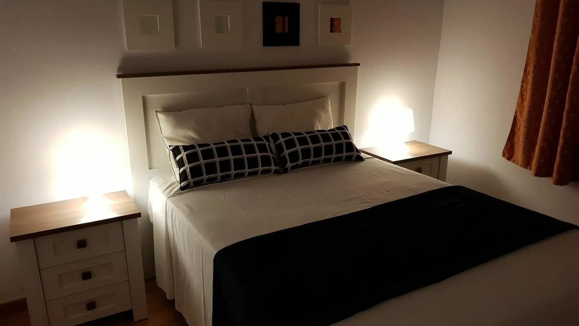 Apartment With 2 Bedrooms In Sevilla, With Wifi