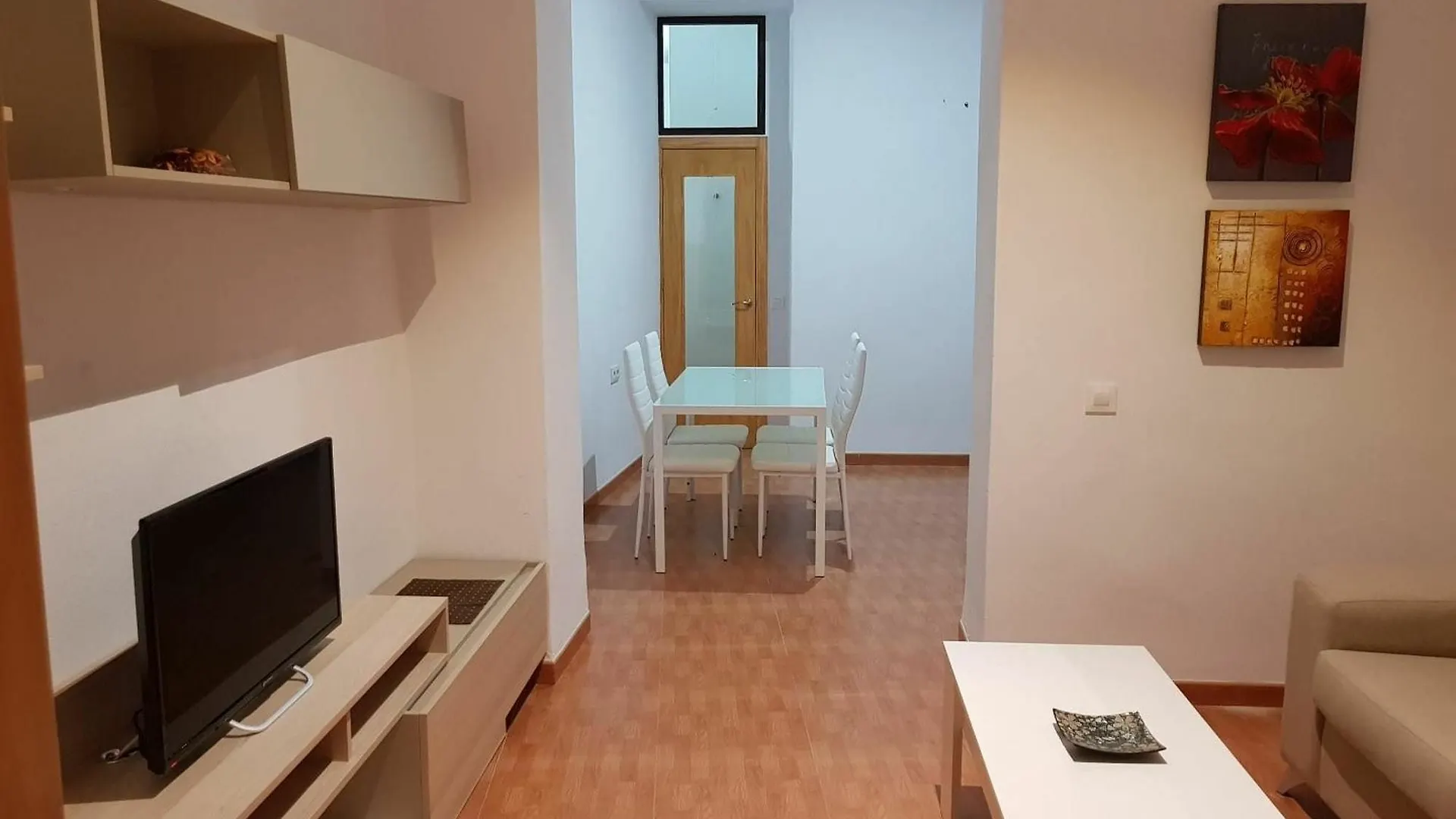 Apartment With 2 Bedrooms In Sevilla, With Wifi
