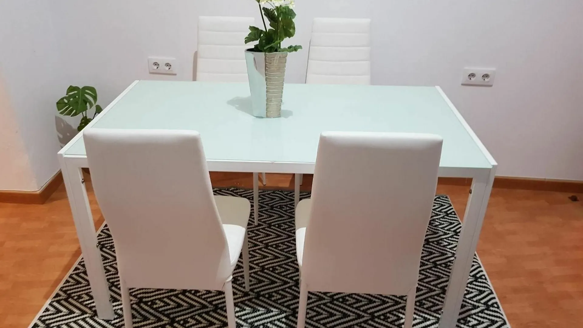 Apartment With 2 Bedrooms In Sevilla, With Wifi Espagne
